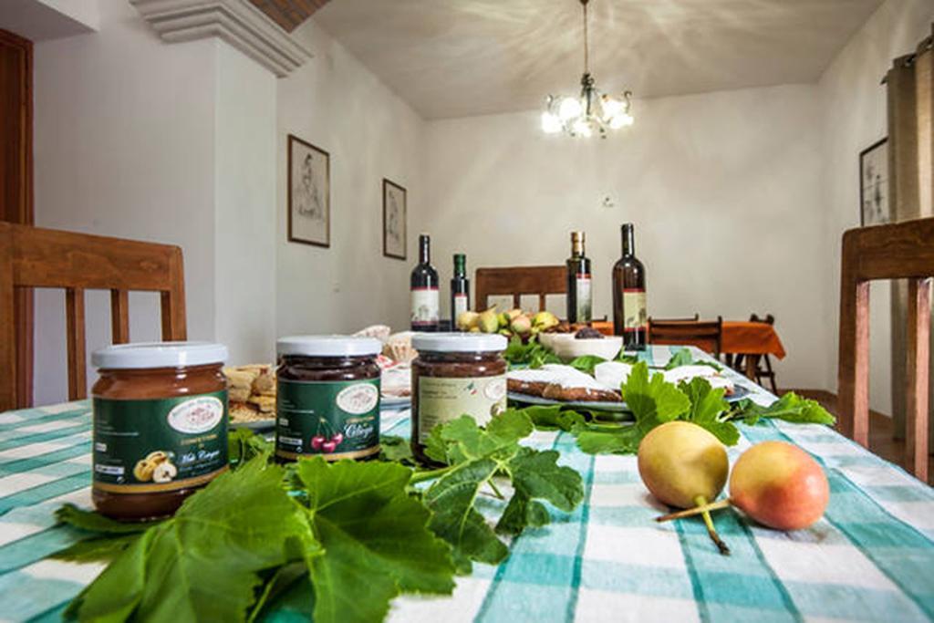 Agriturismo Miracco Atanasio Franco "Il Maniero" Santa Sofia d'Epiro Eksteriør bilde