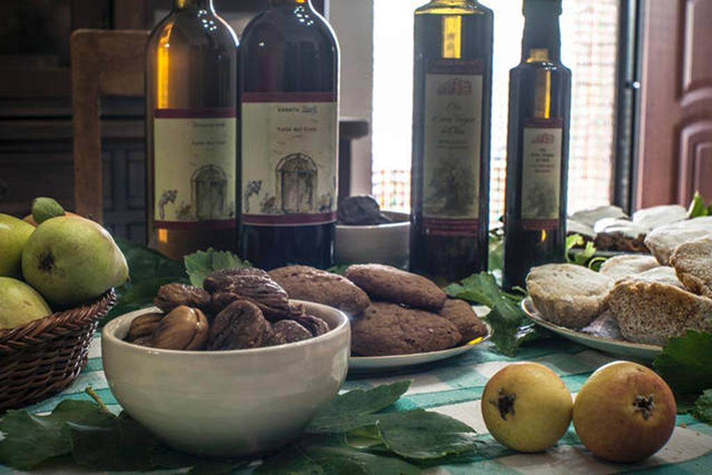 Agriturismo Miracco Atanasio Franco "Il Maniero" Santa Sofia d'Epiro Eksteriør bilde